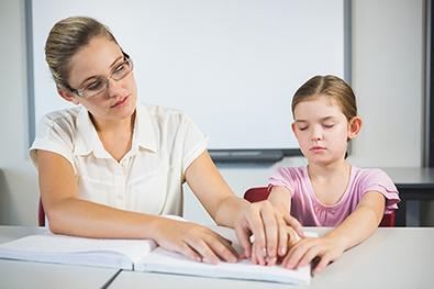 Interventi di inclusione educativa e scolastica a favore di bambini/alunni/studenti con disabilità sensoriale Interventi di inclusione educativa e scolastica a favore di bambini/alunni/studenti con disabilità sensoriale